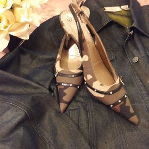 Camo Pump with Rhinestone accents